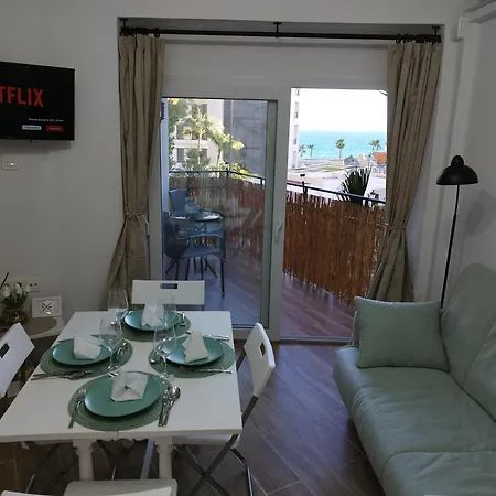 Amazing Front Sea View Studio. Centre Appartamento